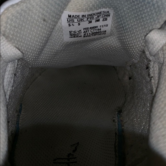 adidas superstars - Picture 5 of 6